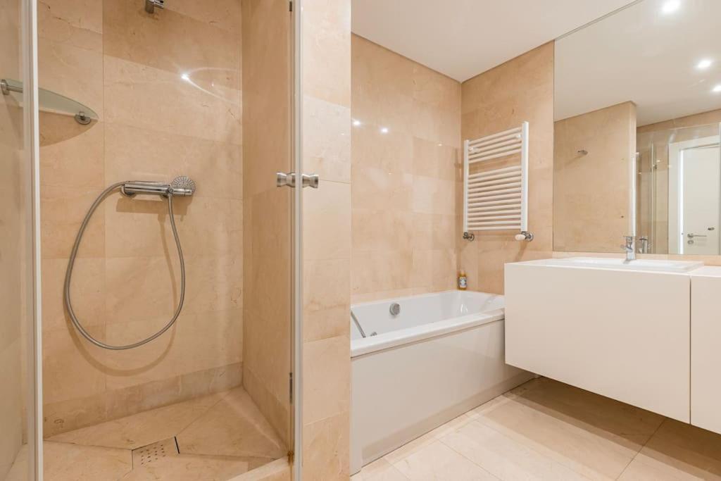 Exclusive Cidadela Park Apartment Cascais